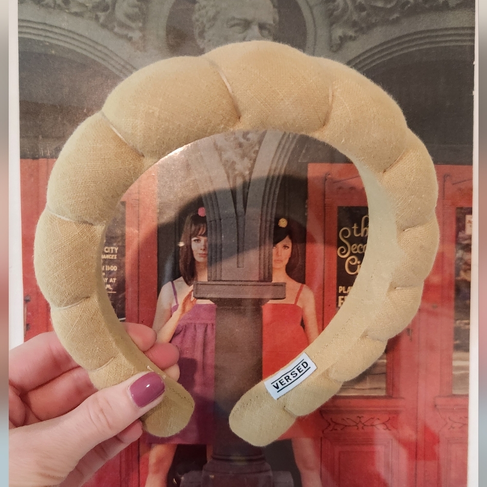 Versed Skincare Croissant Headband